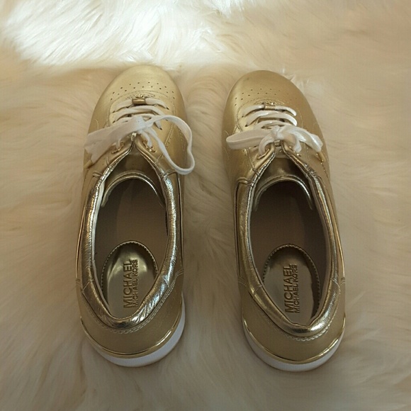 Michael kors Addie metallic gold lace ups - Picture 4 of 6
